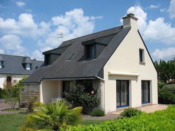 Gîte pour 6 personnes, avec terrasse dans Plage du Roaliguen
