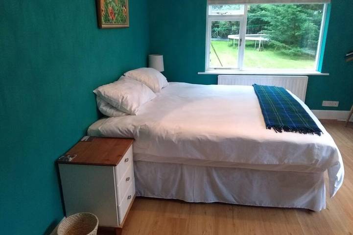 Ganze Wohnung, Exklusiv-Gartenblick-Family-Apartment-Ensuite mit Dusche in Kingussie, Highlands