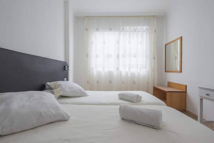 Entire apartment, Nice apartment one minute from the beach in Playa San Juan, Guía de Isora