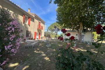 Gîte pour 3 Personnes dans Aigues-Mortes, Région de Nîmes, Photo 1