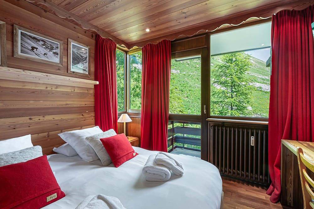 Appartement entier, Grand appartement à Val-d'Isère : 4 pièces, 95m², 7 pers, balcons, parking, exposé Sud-Est in Val-d'Isère, Massif du Ruitor