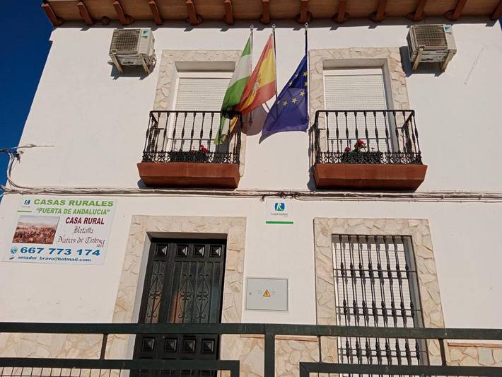 Casa rural para 8 personas, con Balcón/Terraza y Jacuzzi además de Jardín y Vistas en Santa Elena