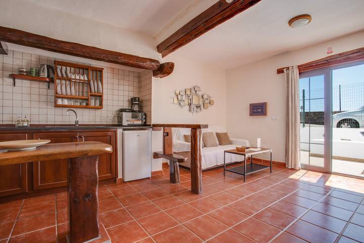 Ganze Wohnung, Gemütliche Ferienwohnung "5" mit Terrasse, Gemeinschaftspool und Wlan in La Asomada, Tías