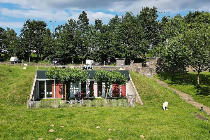 Location de vacances pour 2 personnes, avec terrasse et piscine, animaux acceptés à Sainte-Féréole