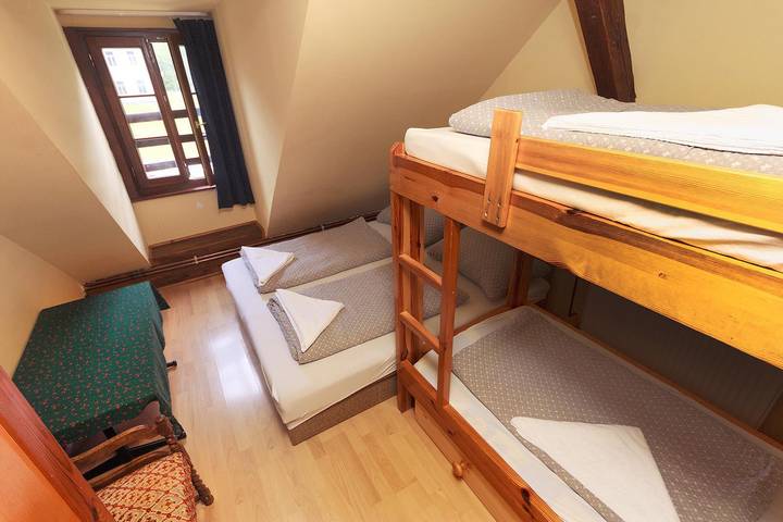 2 - 4 Bettzimmer Nr.5 mit Etagenbad in Wildalpen, Mostviertel
