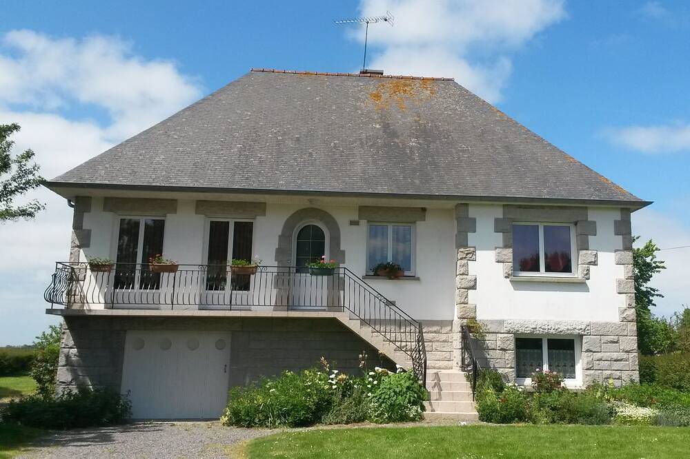 Dans la baie du Mont St Michel de 2 à 6 personnes in Roz-sur-Couesnon, Baie du Mont-Saint-Michel