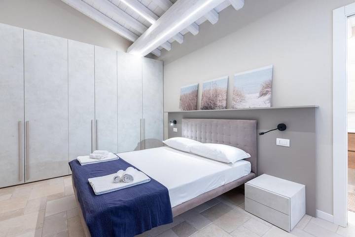 Location de vacances pour 10 personnes, avec terrasse ainsi que jardin et piscine dans San Giovanni alla Vena - 3