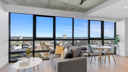 Holiday Apartment for 2 People in Southbank, Melbourne, Photo 2
