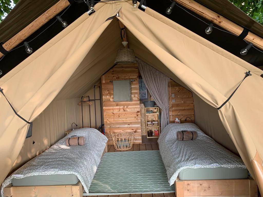 Tente lodge la Flavignienne in Flavigny-sur-Ozerain, Région de Montbard
