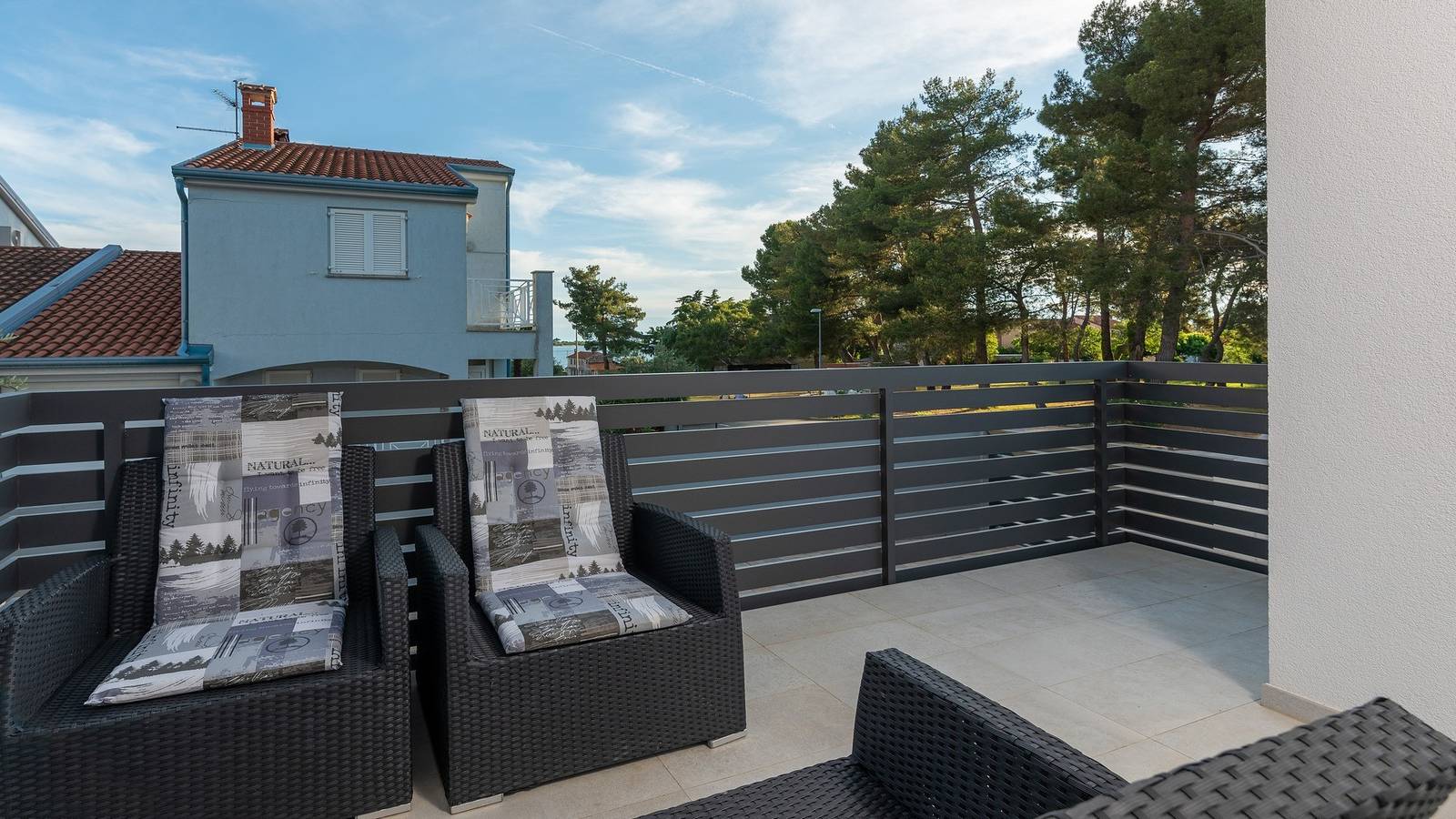 Ganze Wohnung, Schönes Apartment mit zwei Schlafzimmern und Meerblick in Karigador, Umag und Umgebung
