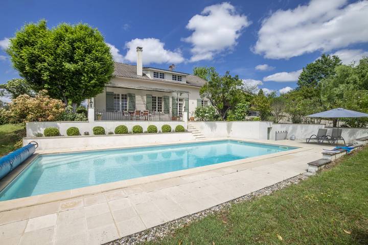 Location de vacances pour 8 personnes, avec jardin et terrasse à Villeneuve-sur-Lot - 3