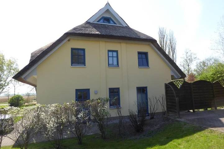 Ferienhaus für 6 Personen, mit Terrasse und Garten - 1