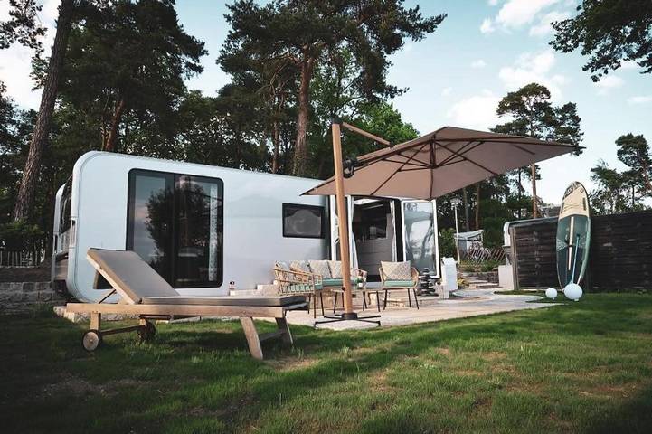 Bungalow für 2 Personen, mit Terrasse und Garten sowie Ausblick und Seeblick