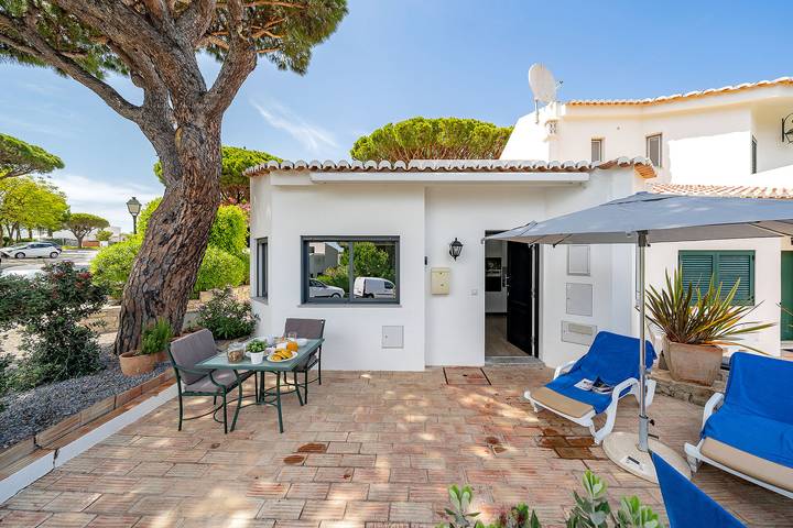 Townhouse Alessa - Vale do Lobo in Vale do Lobo, Almancil