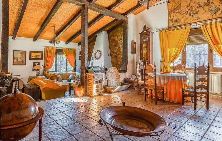 Gemütlicher Rückzugsort mit Pool, Garten, Feuerstelle und Grill in Valverde de Leganés, Badajoz Provinz
