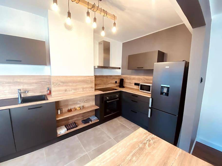 Appartement entier, Appartement en centre-ville in Saint-Avold, Région de Forbach