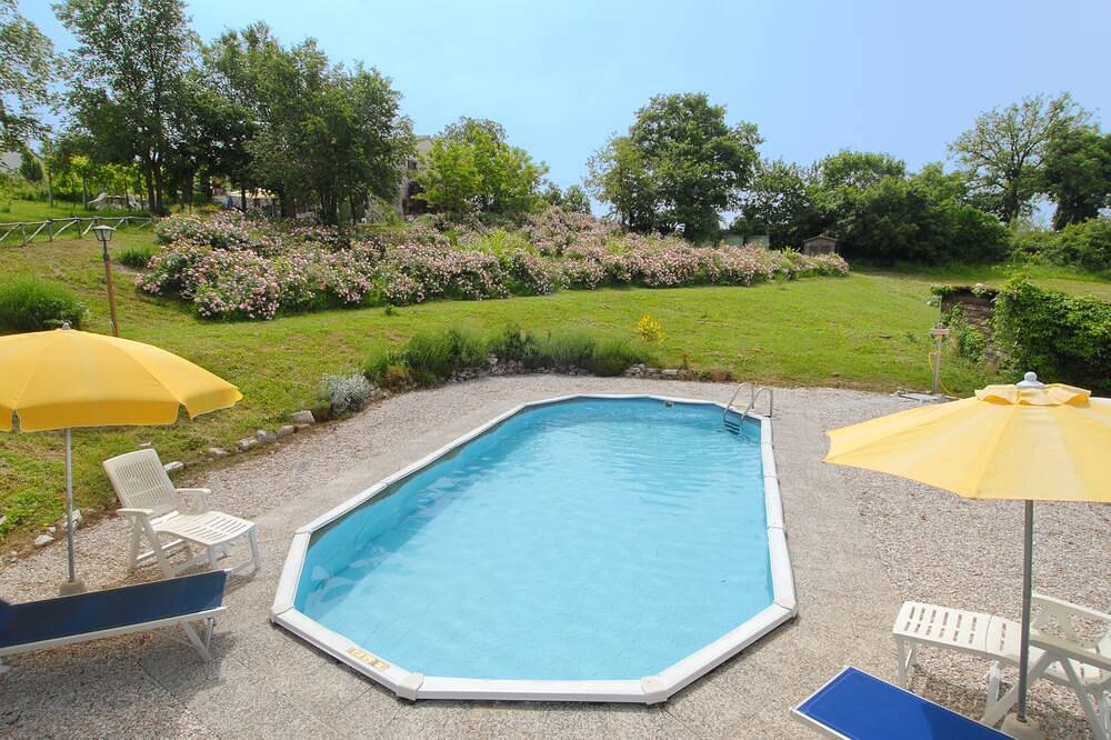Geheel appartement, Robin appartement in de Vierdaagse van de advertenties Maestade in Cagli, Valle del Metauro