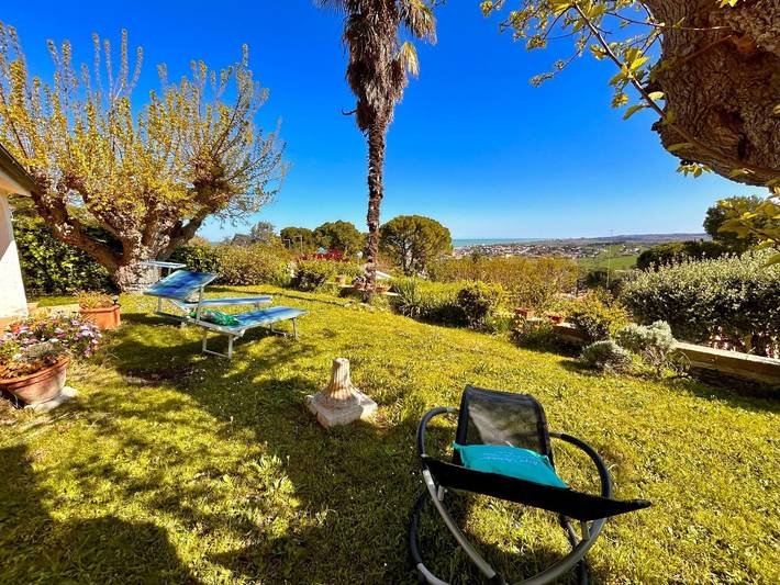 Villa per 5 persone, con Giardino a Numana