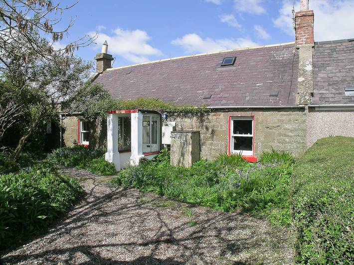Log cabin for 2 people, with garden in Aberdeenshire