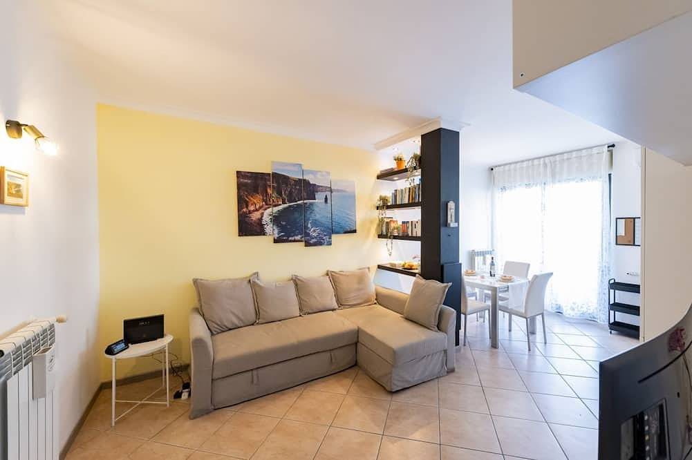 Ganze Wohnung, Guesthost - Cozy Flat 700mt from the Sea + Parking in Francavilla al Mare, Chieti Provinz
