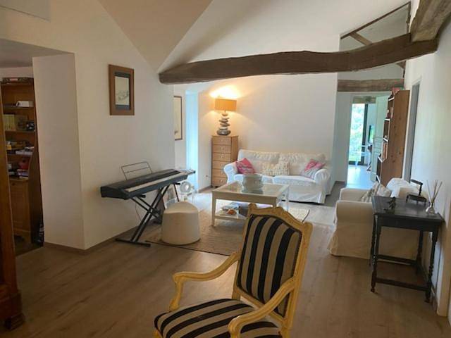 Chambre d’hôte pour 4 personnes, avec terrasse et piscine ainsi que vue et jardin dans Haute-Garonne - 2