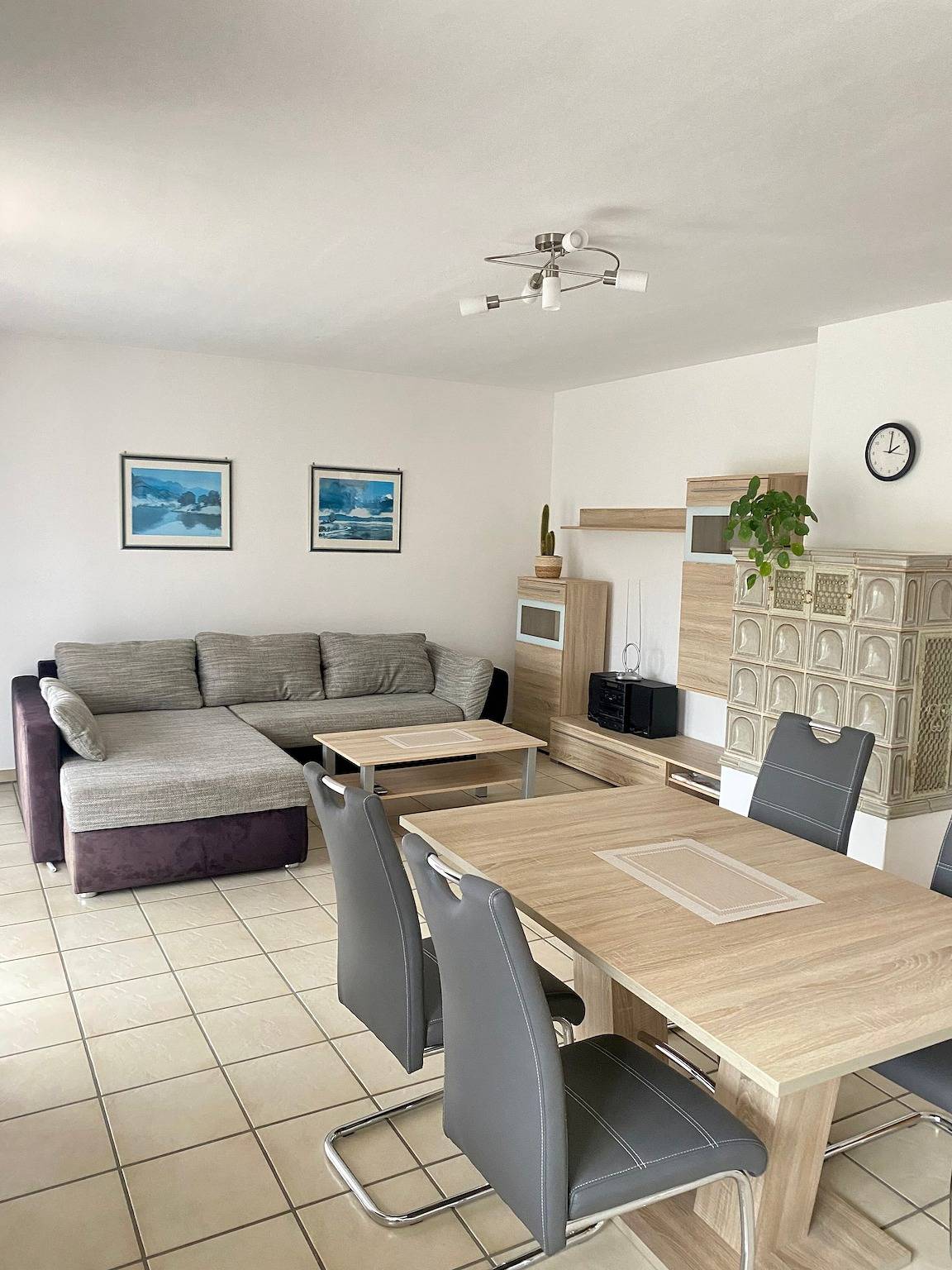 Apartment 'Ferienwohnung Starnberg' with Private Terrace, Shared Garden and Wi-Fi in Starnberg, Starnberger See