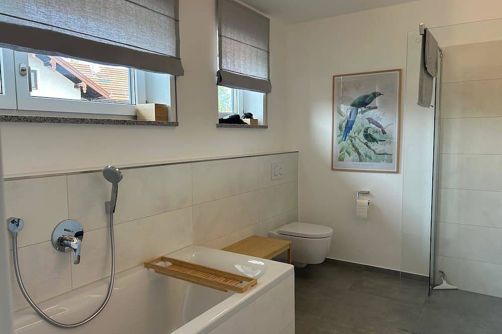 Ganze Wohnung, Ferienwohnung/App. für 5 Gäste mit 112m² in Breitbrunn am Chiemsee in Breitbrunn am Chiemsee, Chiemsee
