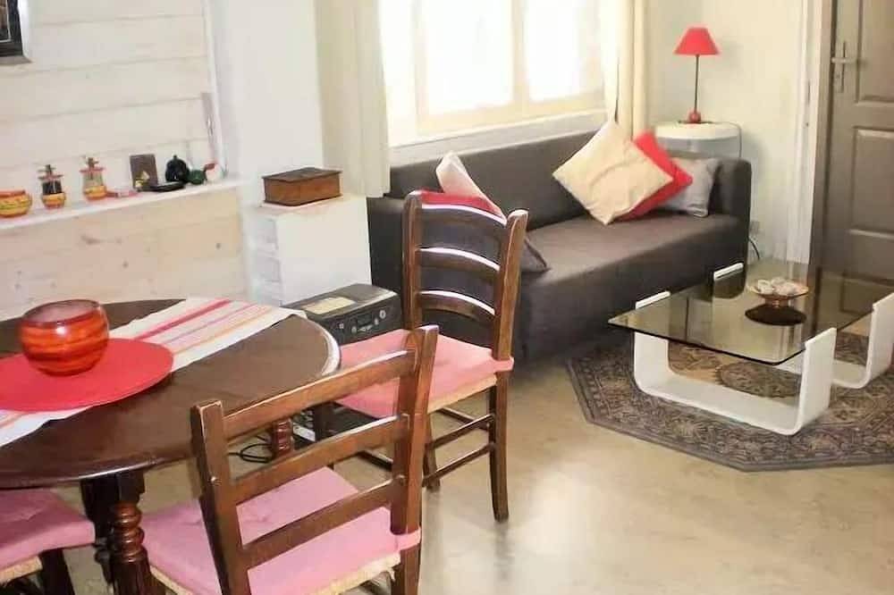 A 50 m de la mer, accès en face de la maison in La Seyne-sur-Mer, Région de Toulon