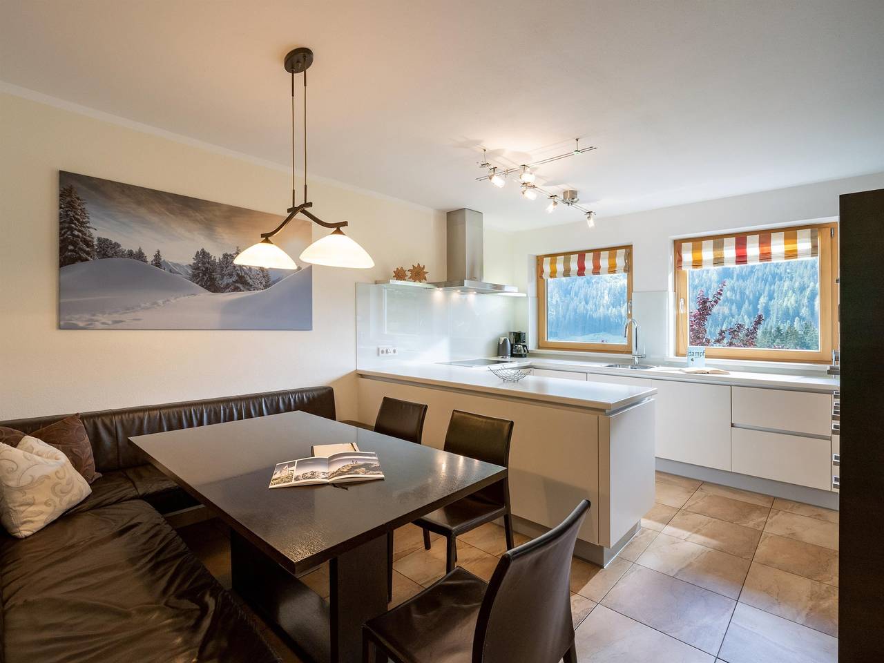 Ganze Ferienwohnung, Appartement Alpenlodge (4 Schlafräume, 1. Og) in Tuxer Alpen, Hintertux