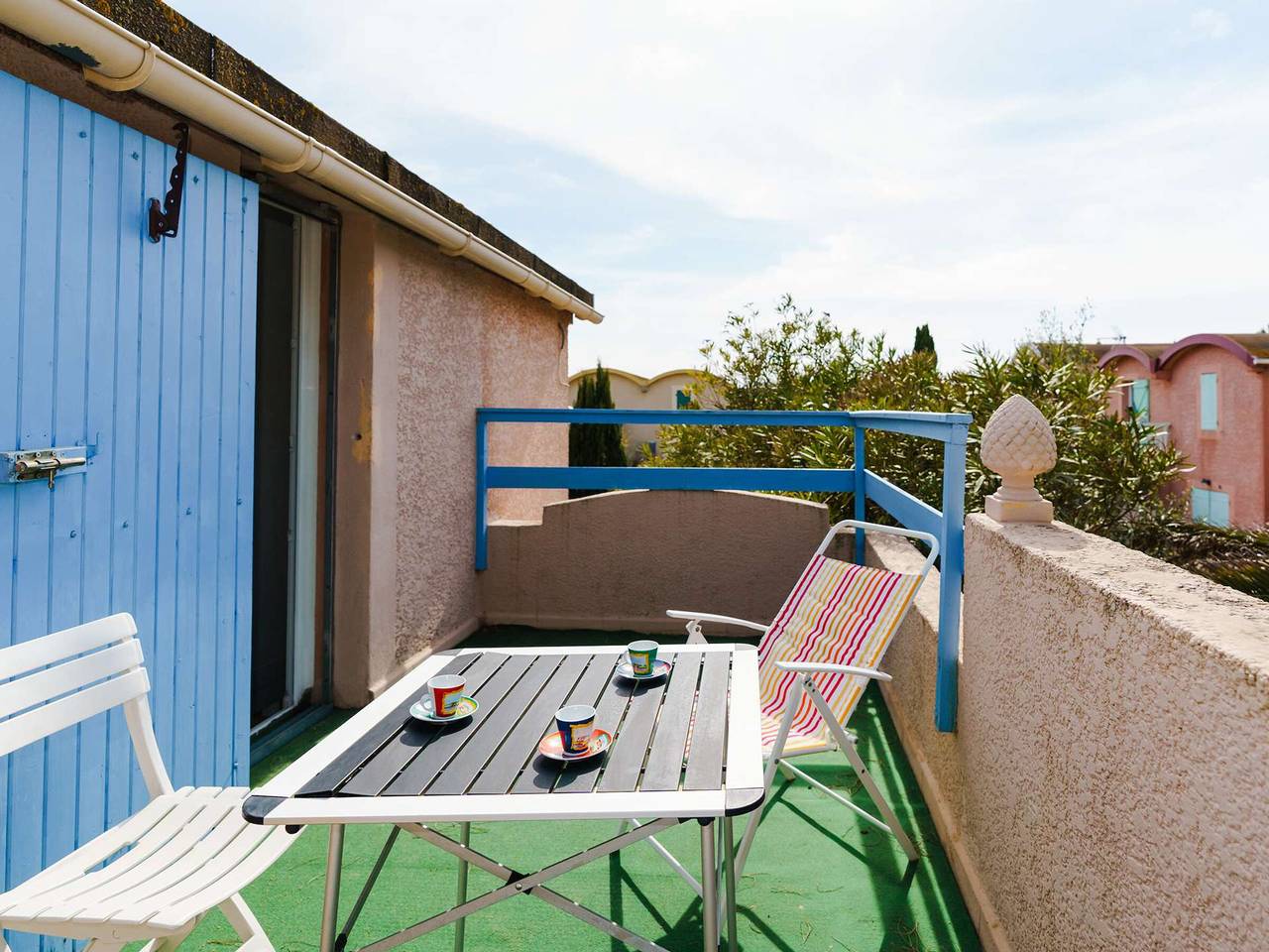 Charming 3-Bedroom House with Veranda, Terrace, and Parking near Grazel Beach in Gruissan in Gruissan (Ville), Gruissan