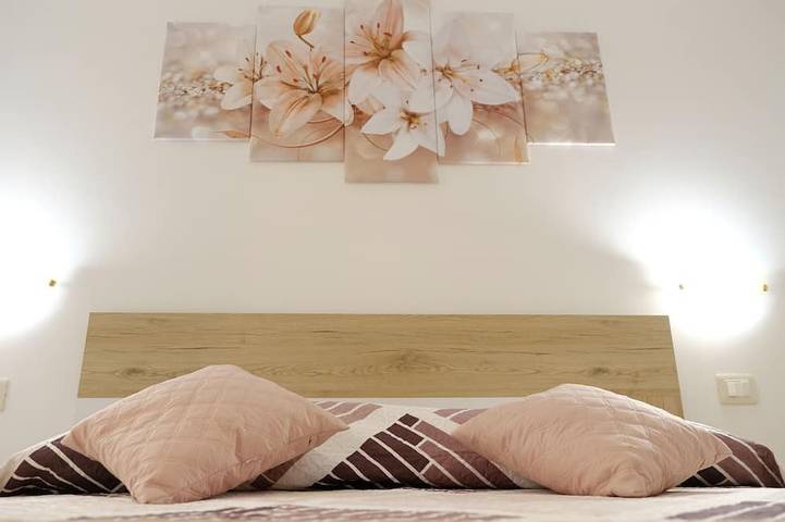 Appartamento intero, Comfortable house with private outdoor area a few steps away from Sulmona centre in Sulmona, Provincia di L'Aquila