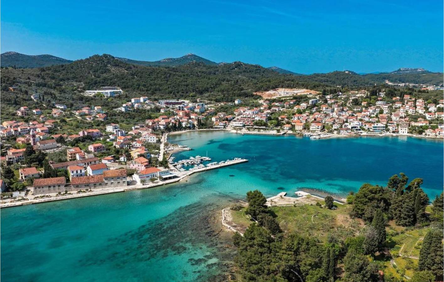 Ganze Ferienwohnung, Apartment am Meer mit Terrasse, WLAN und Parkplatz – 100 m vom Jaz Beach entfernt in Plaža Jaz, Preko