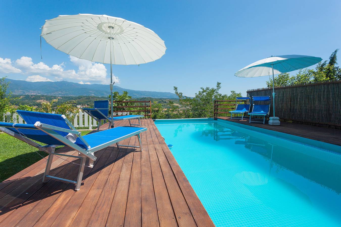 Villa "Einstein House" avec piscine privée, Wi-Fi et climatisation in Figline et Incisa Val d'Arno, Valdarno