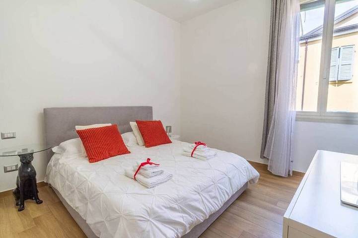 Entire apartment, Canalchiaro Suite, 6 guests in Modena, Modena Province