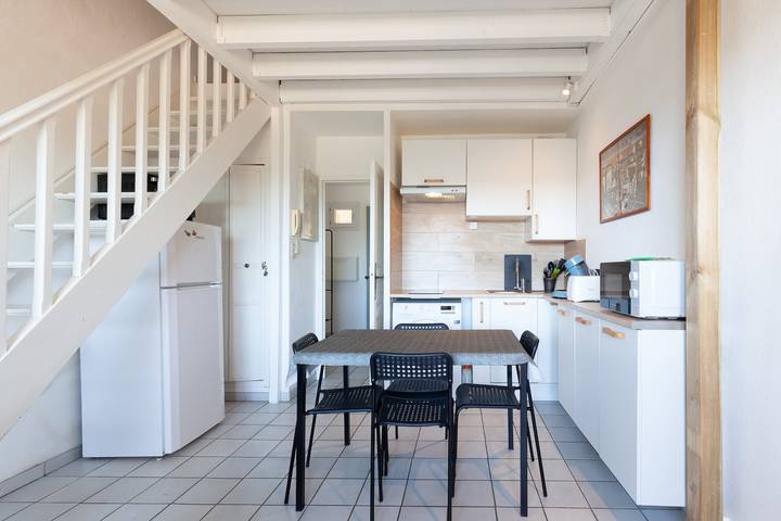 Gîte pour 3 personnes, avec balcon et vue sur le lac à Martigues - 4