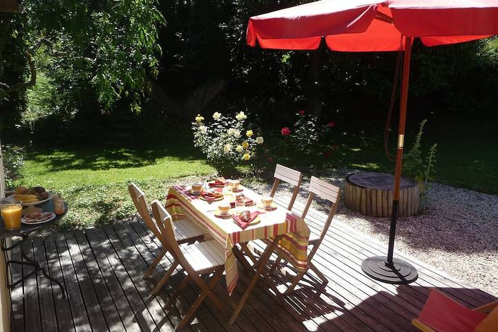 Ferienhaus für 4 Personen, mit Terrasse und Garten - 1