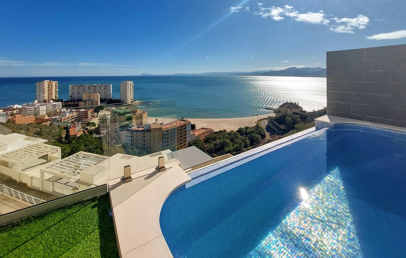Apartment mit Meerblick, Pool und Parkplatz in Cullera, Costa de Valencia