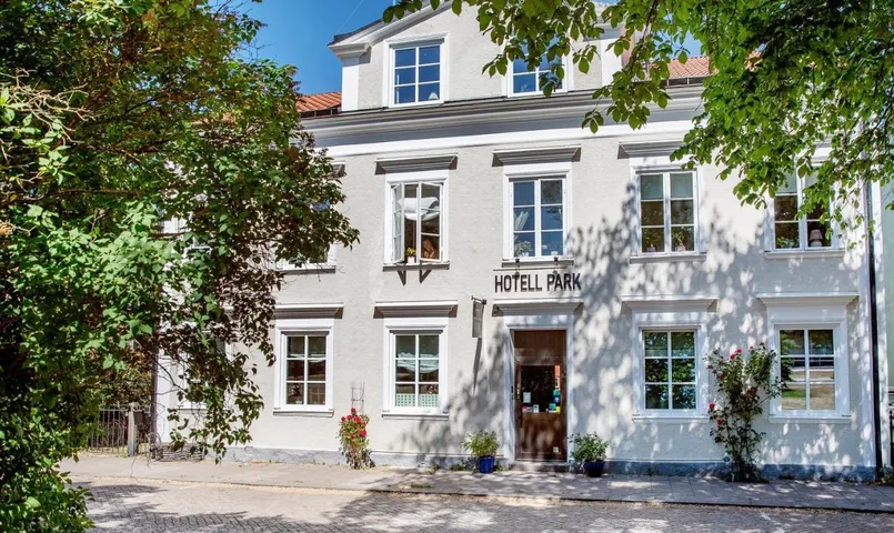 Hotel für 2 Personen, mit Garten - 1