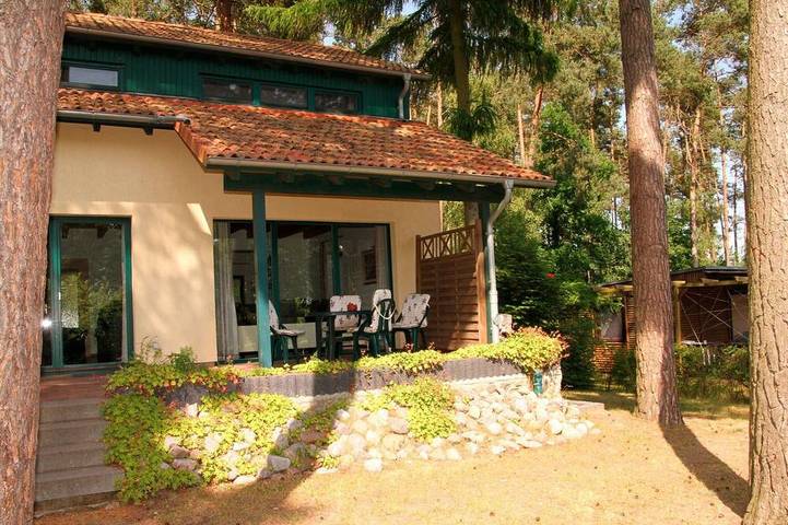 Ferienhaus für 7 Personen, mit Garten, mit Haustier in Jabel