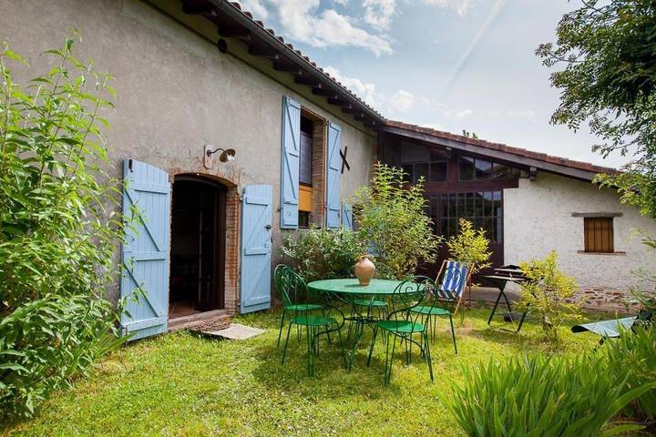 Location de vacances pour 5 personnes, avec jardin à Poucharramet - 2
