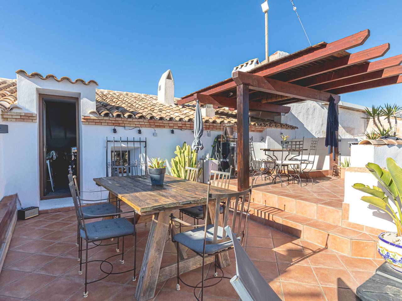 Casa 6 pers, 3 dorm, cerca de la playa y tiendas, aire acondicionado in Altea pueblo, Altea