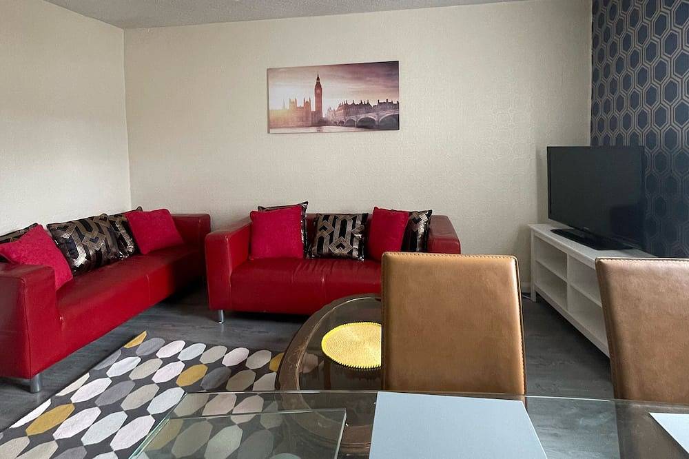 Apartment for 8 People in Wakefield, West Yorkshire