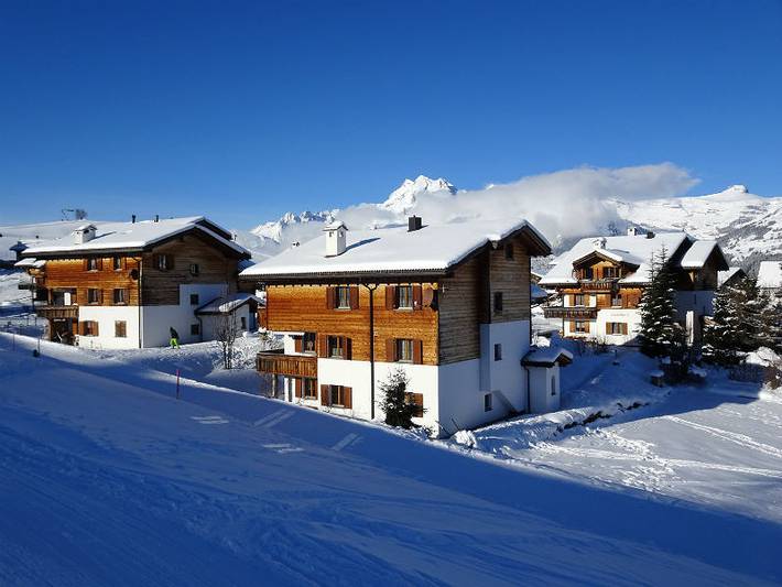 Ganze Ferienwohnung, Ferienwohnung Gadahüs Elvers, Obersaxen-Misanenga - 2.5 Zimmer Ferienwohnung für max. 4 Pers. im 1. Og in Obersaxen, Obersaxen-Mundaun