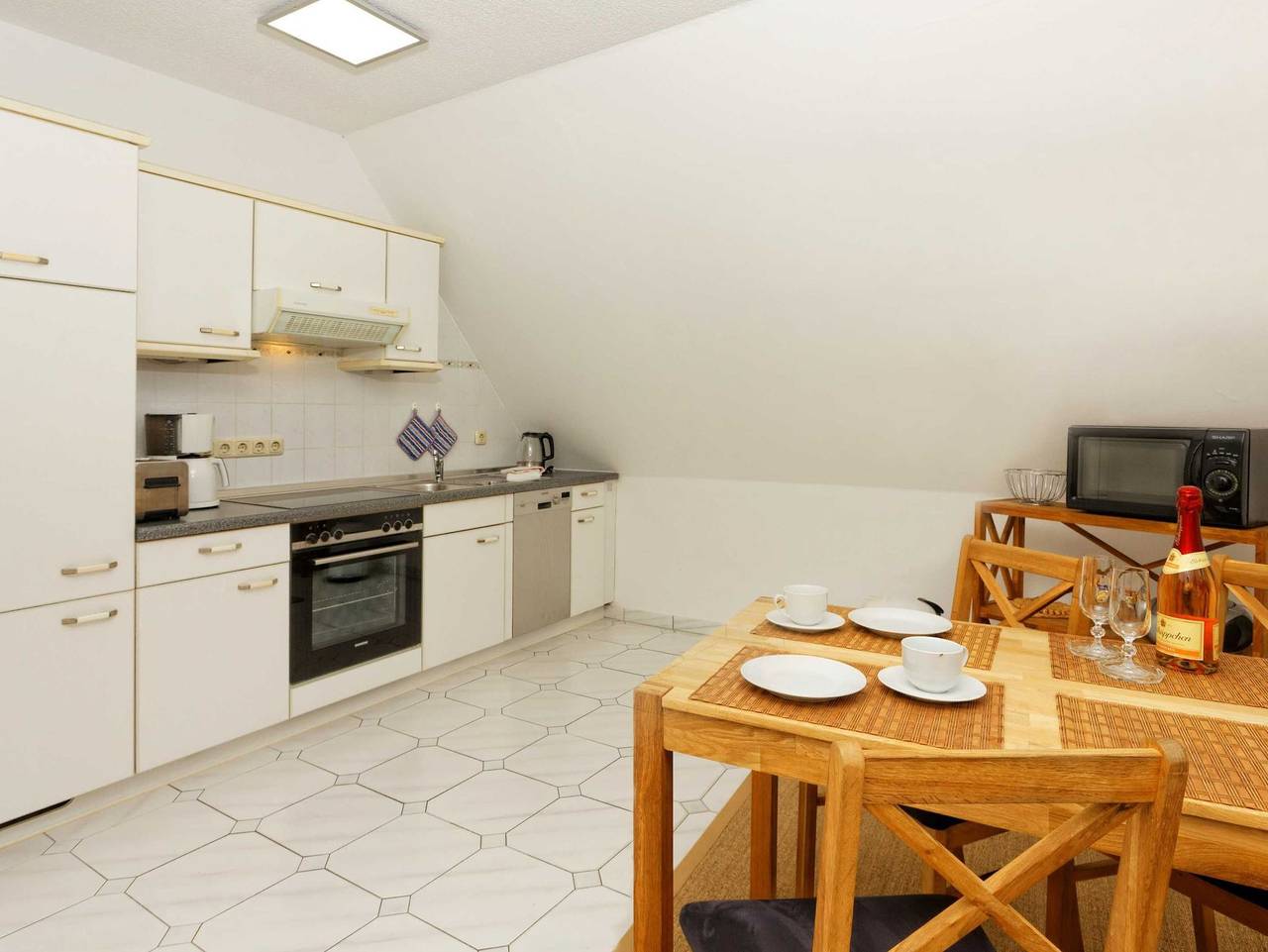 Ganze Ferienwohnung, Ferienwohnung Wald und Meer - Ferienwohnung Wald und Meer in Kölpinsee, Loddin