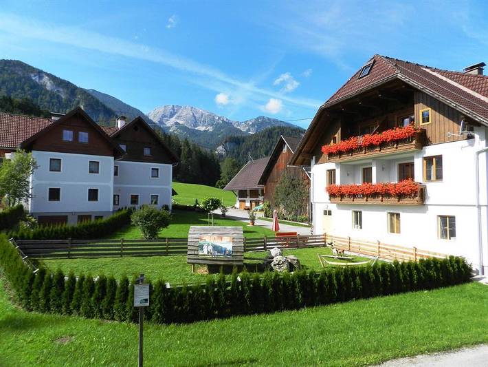 Ganze Ferienwohnung, Ferienwohnung für 5 Personen mit Ausblick in Roßleithen, Kirchdorf an der Krems (Bezirk)