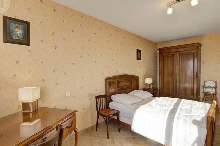 Gîte pour 6 personnes, avec jardin à Saint-Romain-en-Jarez - 3