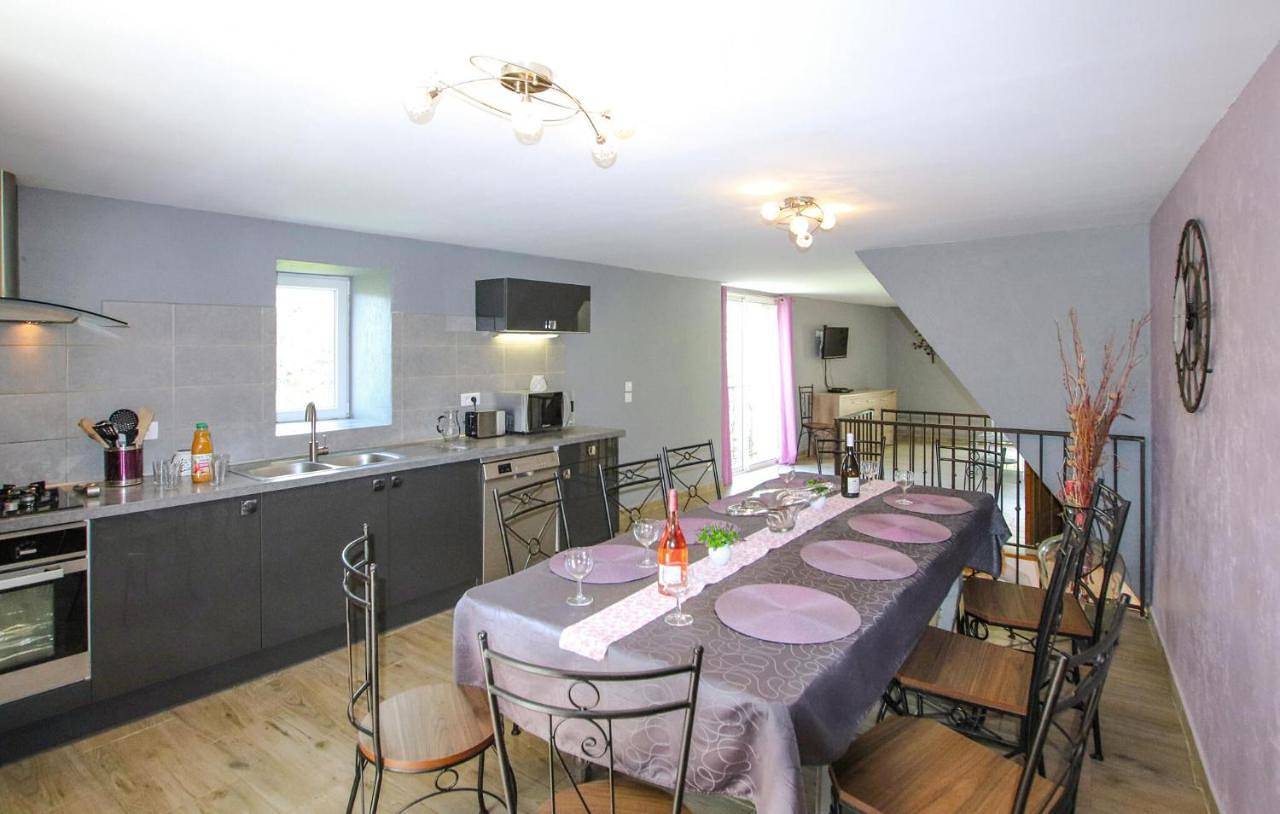 Four-Bedroom Holiday Home in Pont-de-Labeaume, Parc naturel régional des Monts d'Ardèche