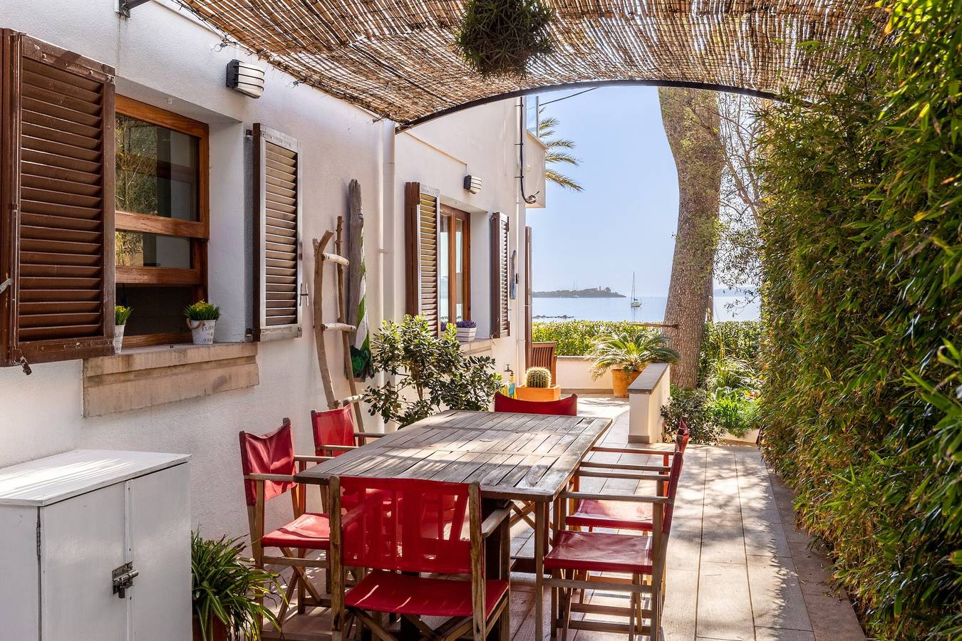 Ganze Wohnung, Ferienwohnung 'Londres 30' mit Meerblick, Wi-Fi und Klimaanlage in Port de Pollença, Pollença