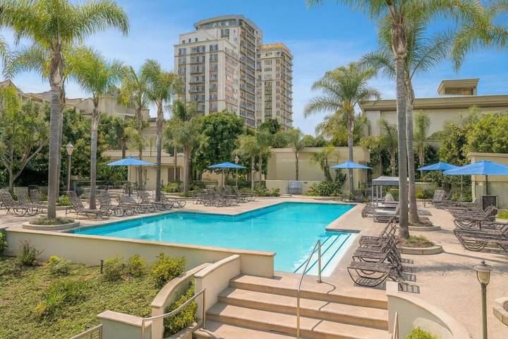 Apartamento de vacaciones para 4 personas, con piscina además de jardín y jacuzzi, Se admiten mascotas - 1