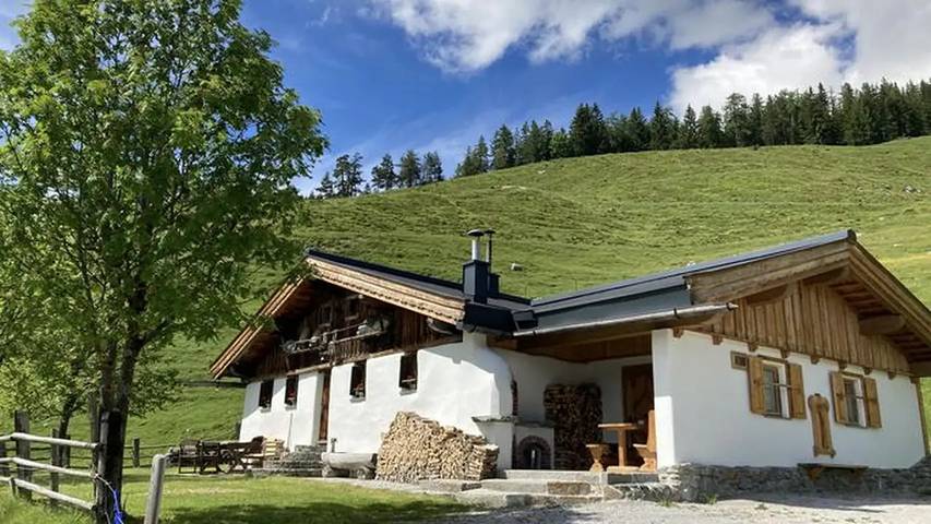 Ferienhaus für 10 Personen, mit Garten und Sauna